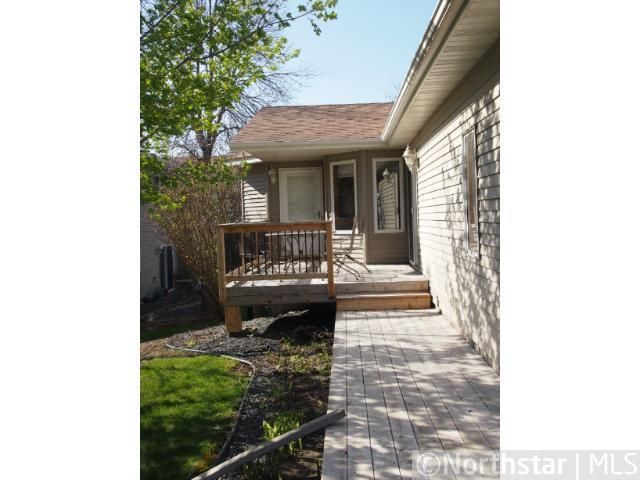 406 7th St NE, New Prague, MN 56071