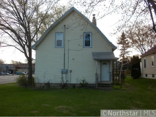 8000 Victoria Dr, Victoria, MN 55386
