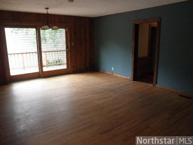 467 River St, Taylors Falls, MN 55084