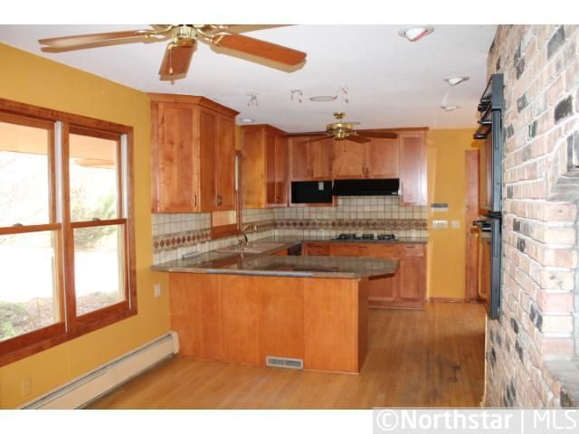 4179 Hillcrest Ln, Wayzata, MN 55391