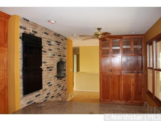 4179 Hillcrest Ln, Wayzata, MN 55391