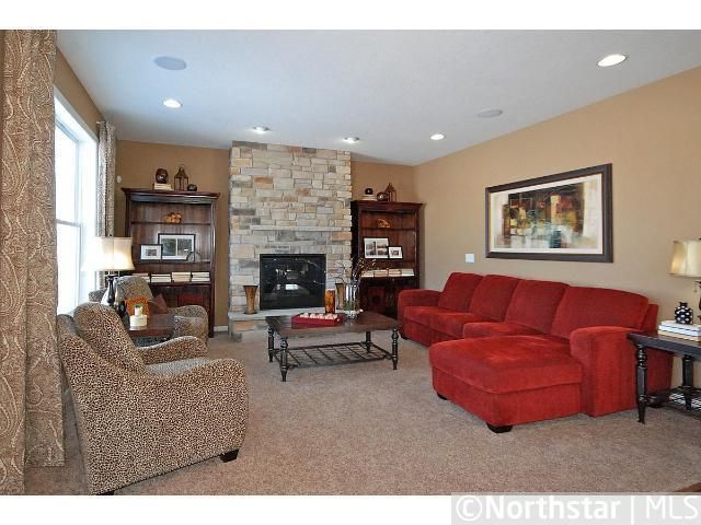 19721 Harmony Ave, Rogers, MN 55374