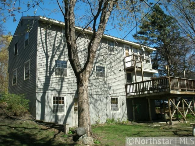 868 Pine St, Anoka, MN 55303