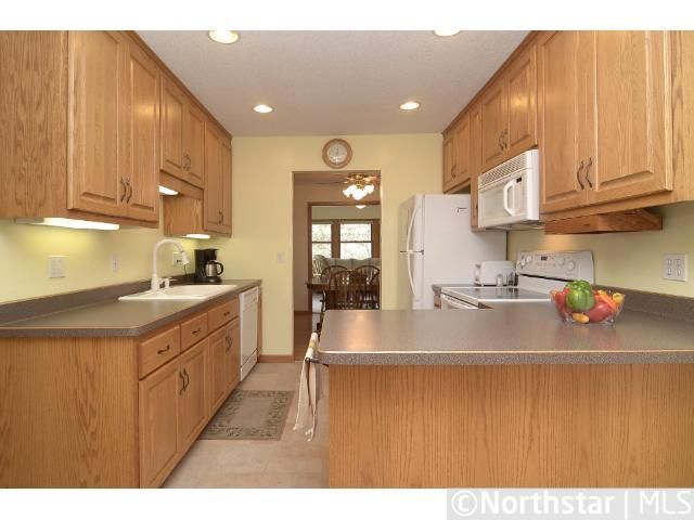 10416 Wyoming Ave S, Bloomington, MN 55438