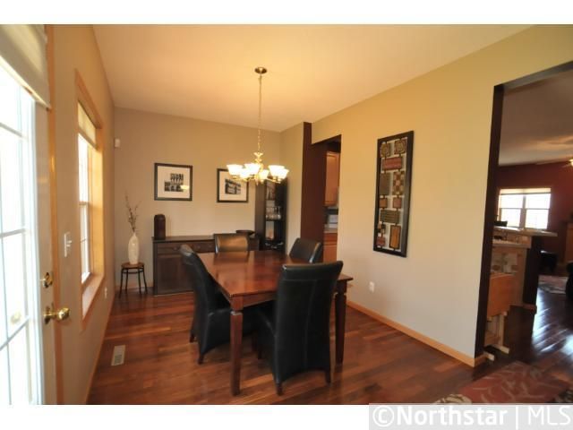 13902 Ventura Pl, Savage, MN 55378