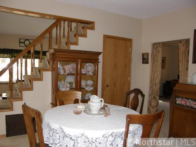 151 E 7th St, Zumbrota, MN 55992
