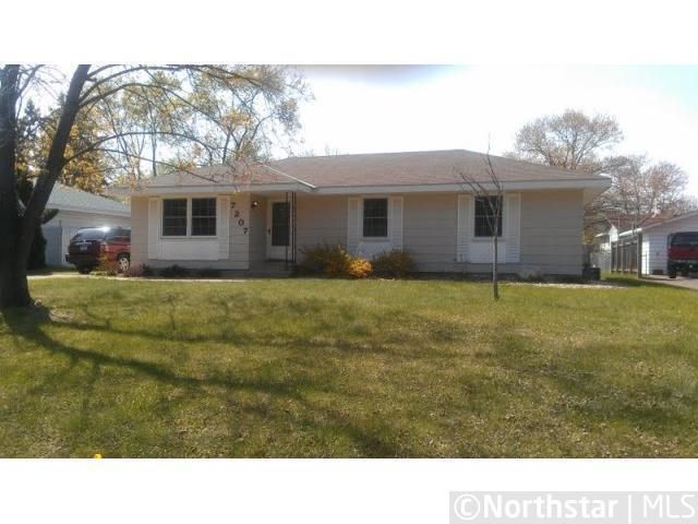 7207 Girard Ave N, Brooklyn Center, MN 55430