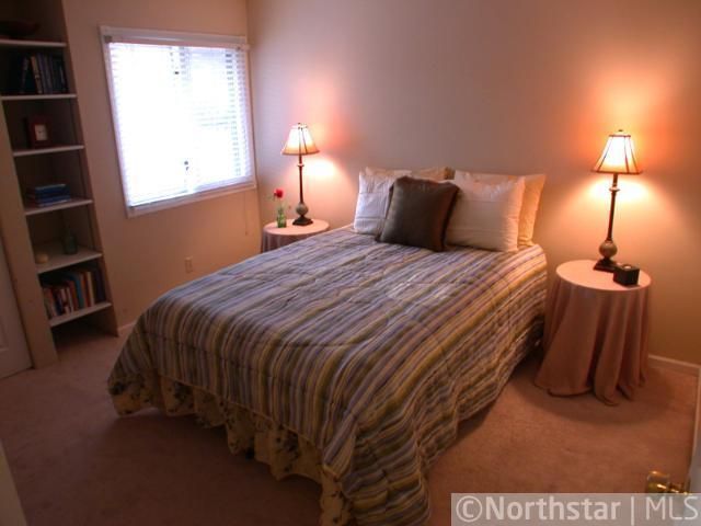 10719 Ilex St NW, Coon Rapids, MN 55448