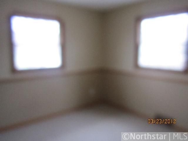 322 3rd St S, Bayport, MN 55003