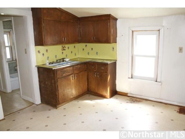 162 14th Ave NE, Minneapolis, MN 55413