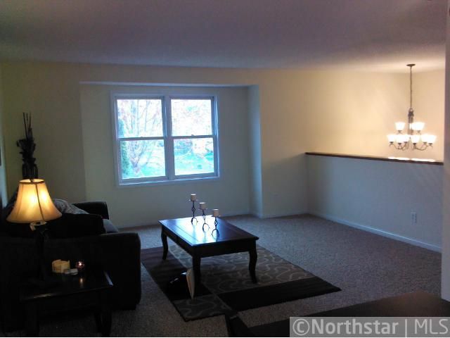 4650 Lenore Ln, Eagan, MN 55122