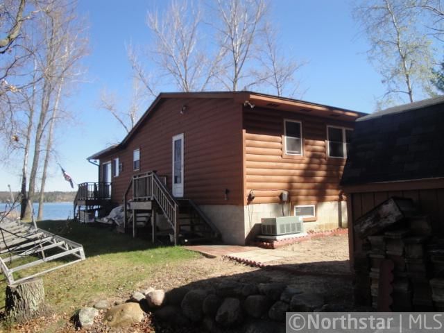 2604 Lake Shore Dr, Motley, MN 56466