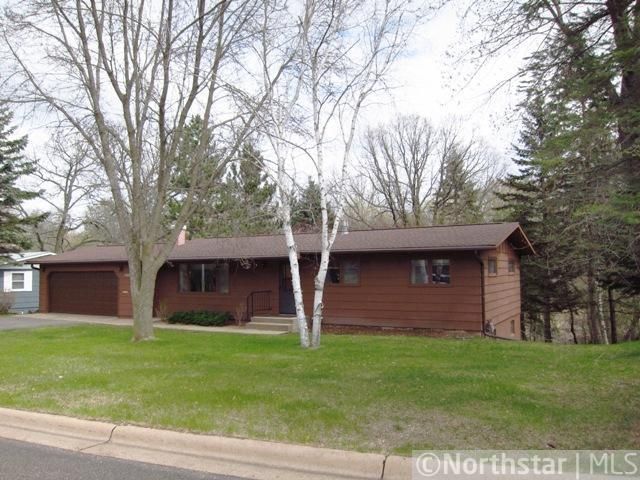 1909 Woodcrest Rd, Brainerd, MN 56401