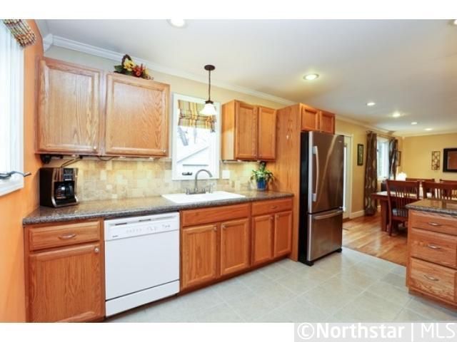 435 Yosemite Ave N, Golden Valley, MN 55422
