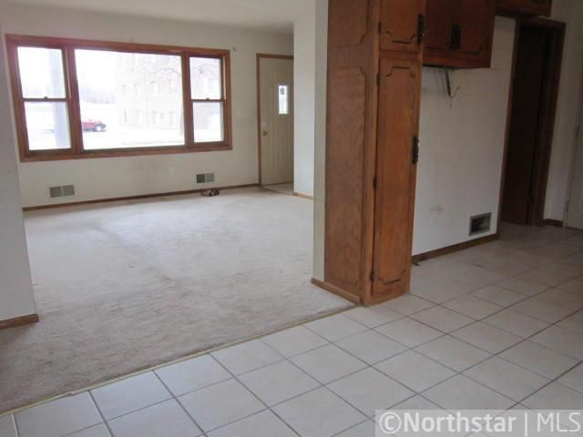 1438 Mayre St, Saint Paul, MN 55117