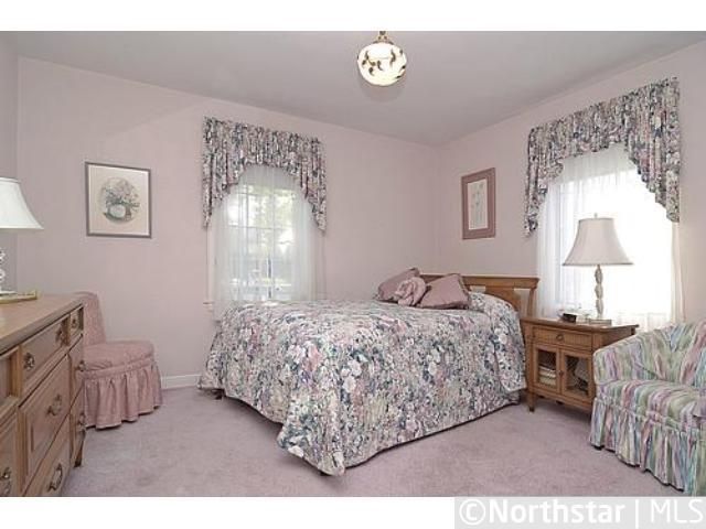 669 Wilder St S, Saint Paul, MN 55116