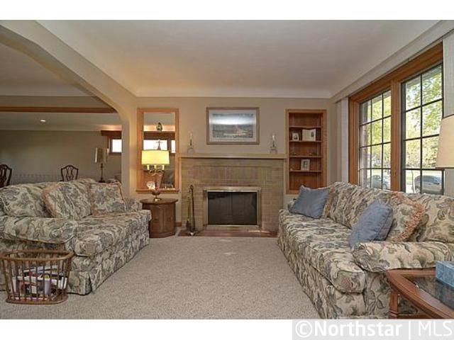 669 Wilder St S, Saint Paul, MN 55116