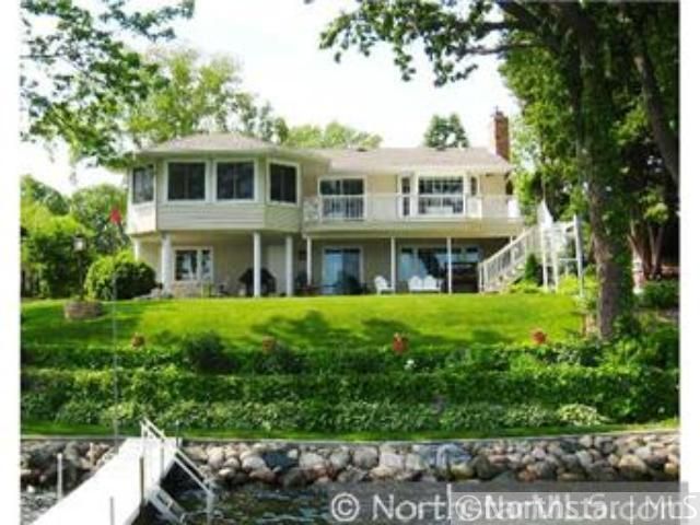 3409 Kings Point Rd, Mound, MN 55364