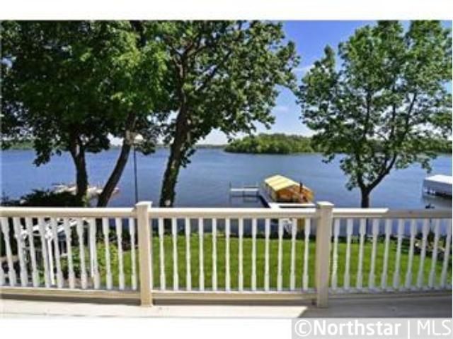3409 Kings Point Rd, Mound, MN 55364