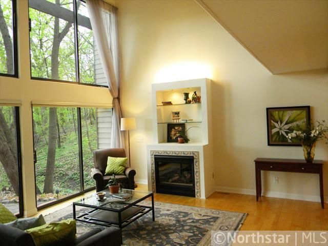 1735 Forestview Ln N, Plymouth, MN 55441