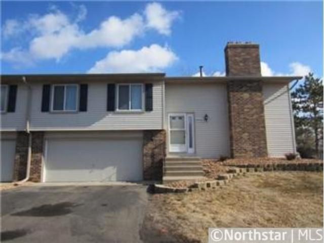9908 N 106th Pl, Maple Grove, MN 55369
