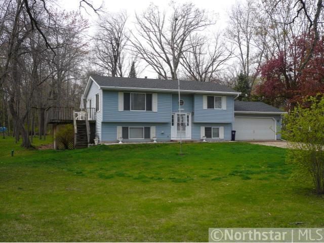 9737 275th St, Chisago City, MN 55013