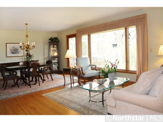 2620 Kyle Ave N, Golden Valley, MN 55422