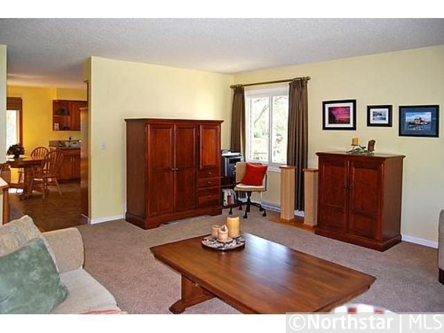 1339 Poppyseed Ct, New Brighton, MN 55112