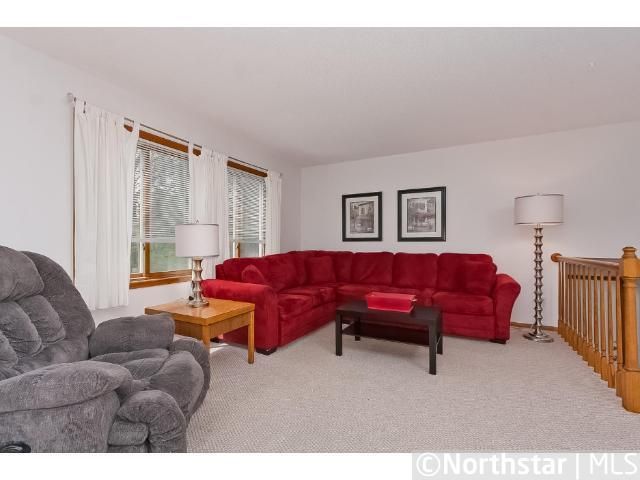 15 Woodcrest Dr, Circle Pines, MN 55014