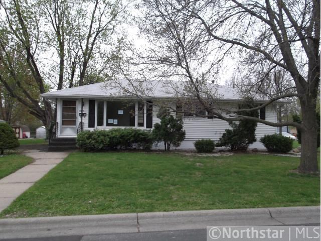4009 73rd Ave N, Brooklyn Center, MN 55429