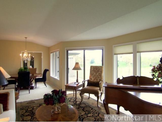 1779 Green Crest Dr, Victoria, MN 55386