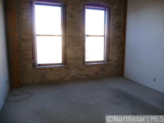 210 2nd St N #406, Minneapolis, MN 55401