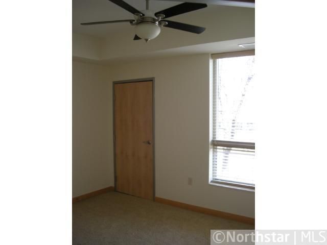 2600 University Ave SE #219, Minneapolis, MN 55414