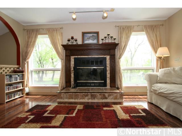 203 W Ridge Rd, Mayer, MN 55360