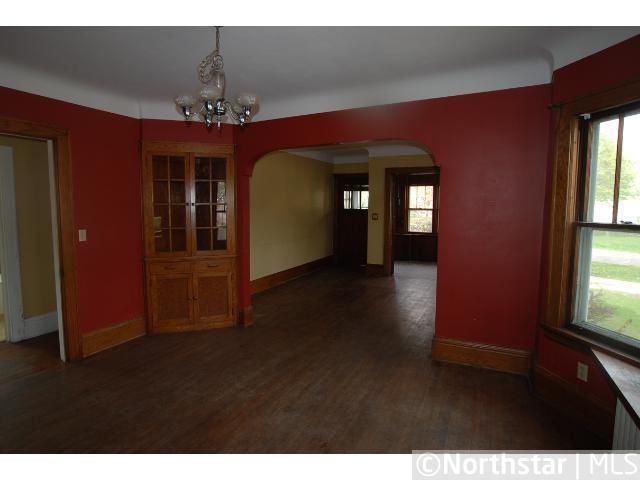 624 Nevada Ave E, Saint Paul, MN 55101