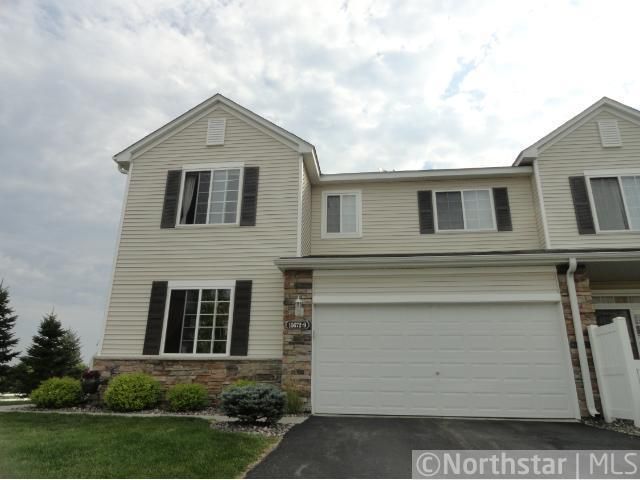 15672 Emerald Dr N #9, Hugo, MN 55038