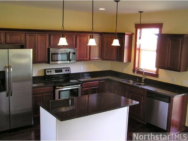 603 Overlook Dr, Buffalo, MN 55313