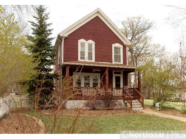 671 Smith Ave S, Saint Paul, MN 55107