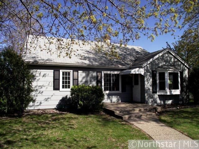 132 3rd Ave NE, Osseo, MN 55369