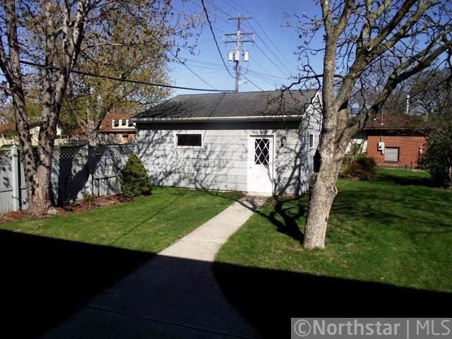 132 3rd Ave NE, Osseo, MN 55369