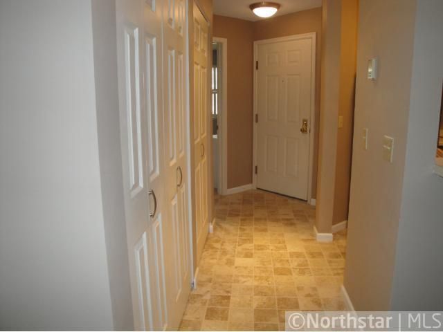 7635 Edinborough Way #5203, Edina, MN 55435