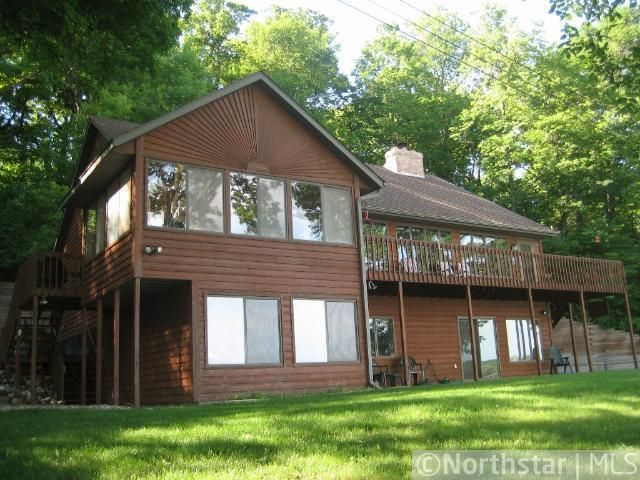 8943 Iresfeld Ave NW, Annandale, MN 55302