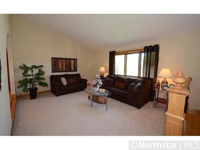 1267 Mississippi St, New Brighton, MN 55112