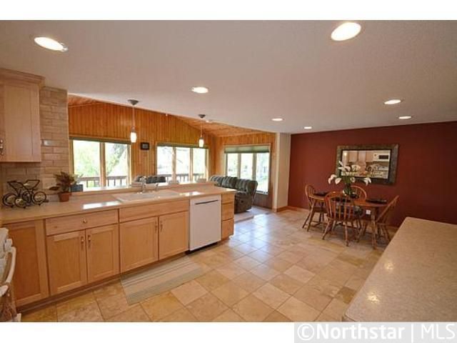 1267 Mississippi St, New Brighton, MN 55112