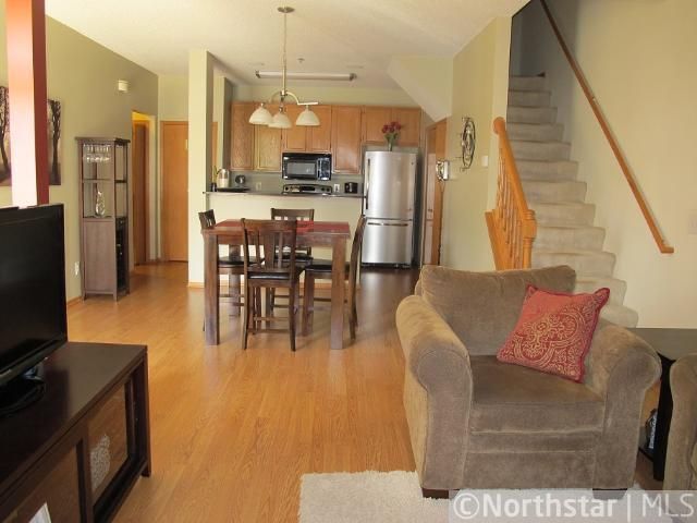 17862 Cobblestone Way, Eden Prairie, MN 55347