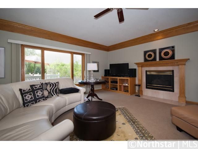 330 Ascot Ct, New Brighton, MN 55112