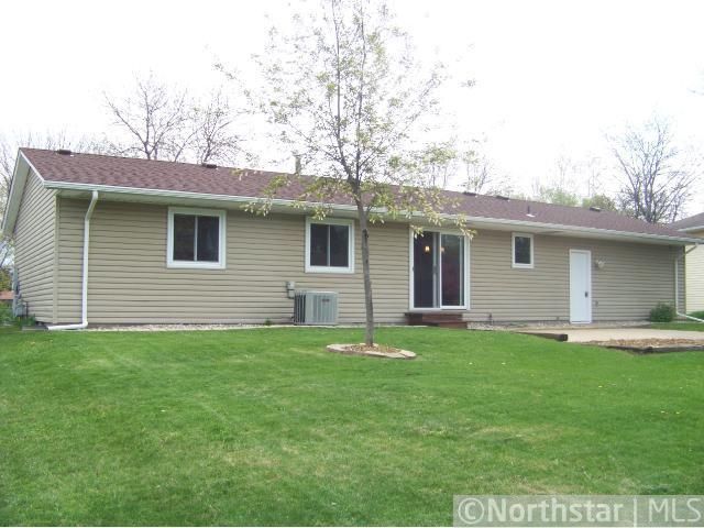 7412 Isleton Ave S, Cottage Grove, MN 55016
