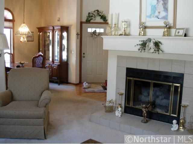 2601 Lake Court Dr, Mounds View, MN 55112