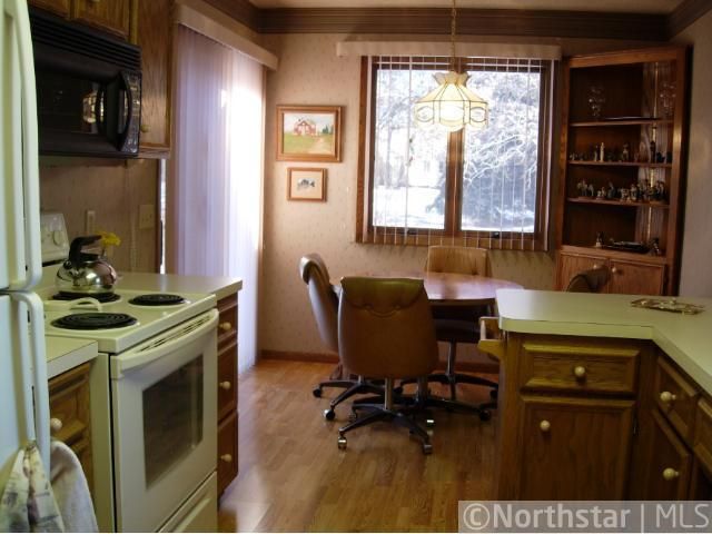 2601 Lake Court Dr, Mounds View, MN 55112