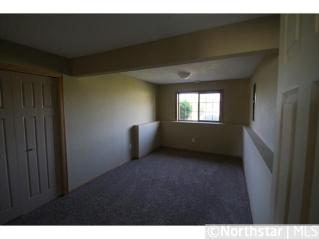 819 Isanti Pw NW, Isanti, MN 55040